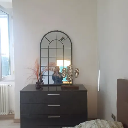 Brando's Apartment *